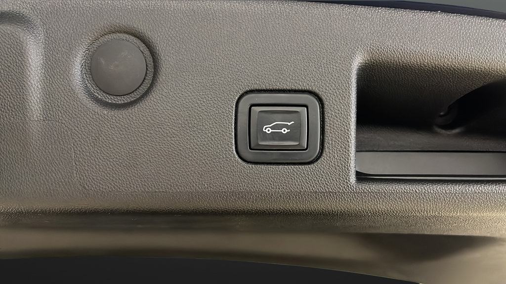 Used 2022 Chevrolet Equinox Premier AWD/4WD image 28