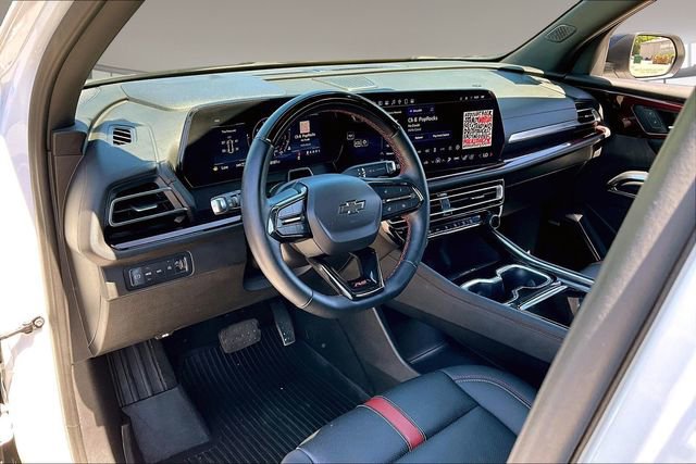 Used 2024 Chevrolet Traverse RS w/ LPO, Floor Liner Package AWD/4WD image 17