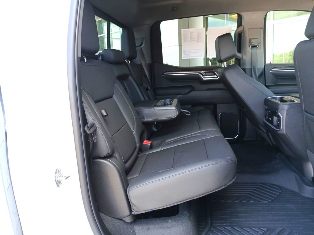 Used 2025 Chevrolet Silverado 1500 LTZ image 28