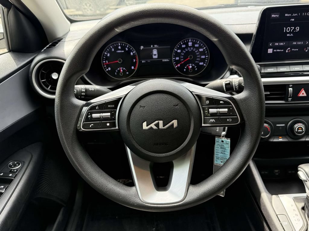 Used 2022 Kia Forte LXS FWD image 16