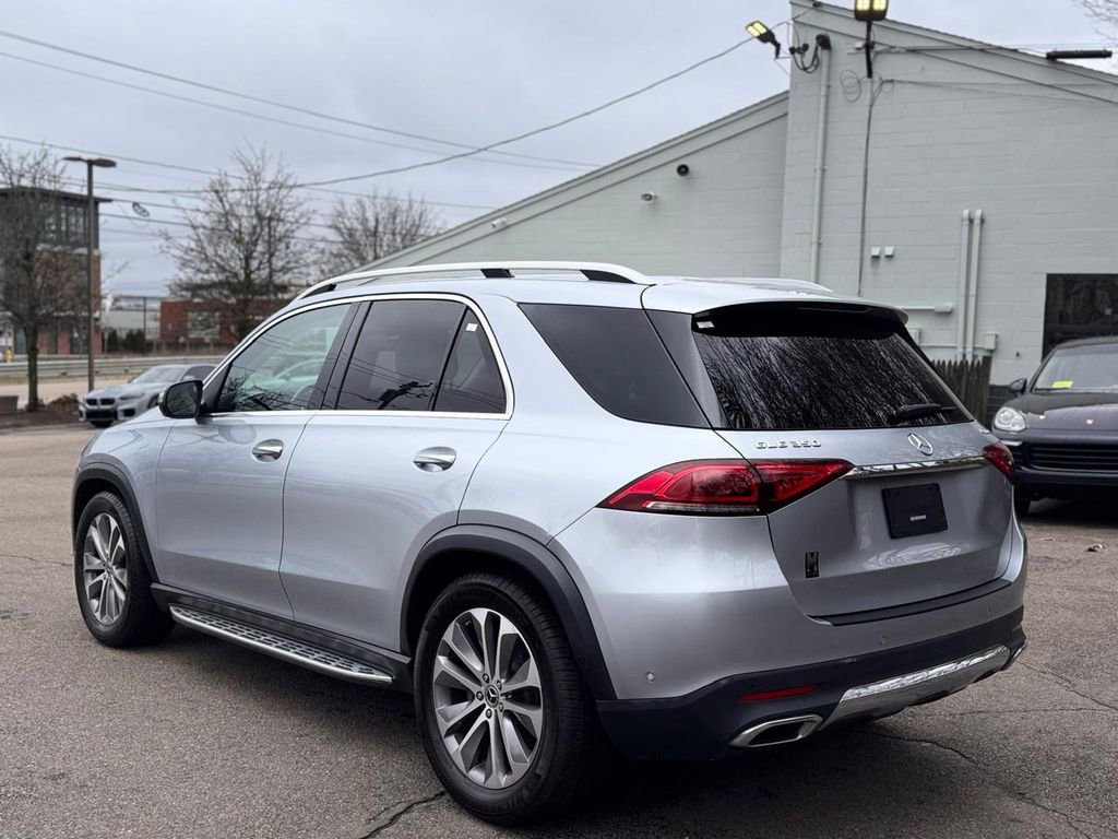 Used 2022 Mercedes-Benz GLE 350 4MATIC image 4