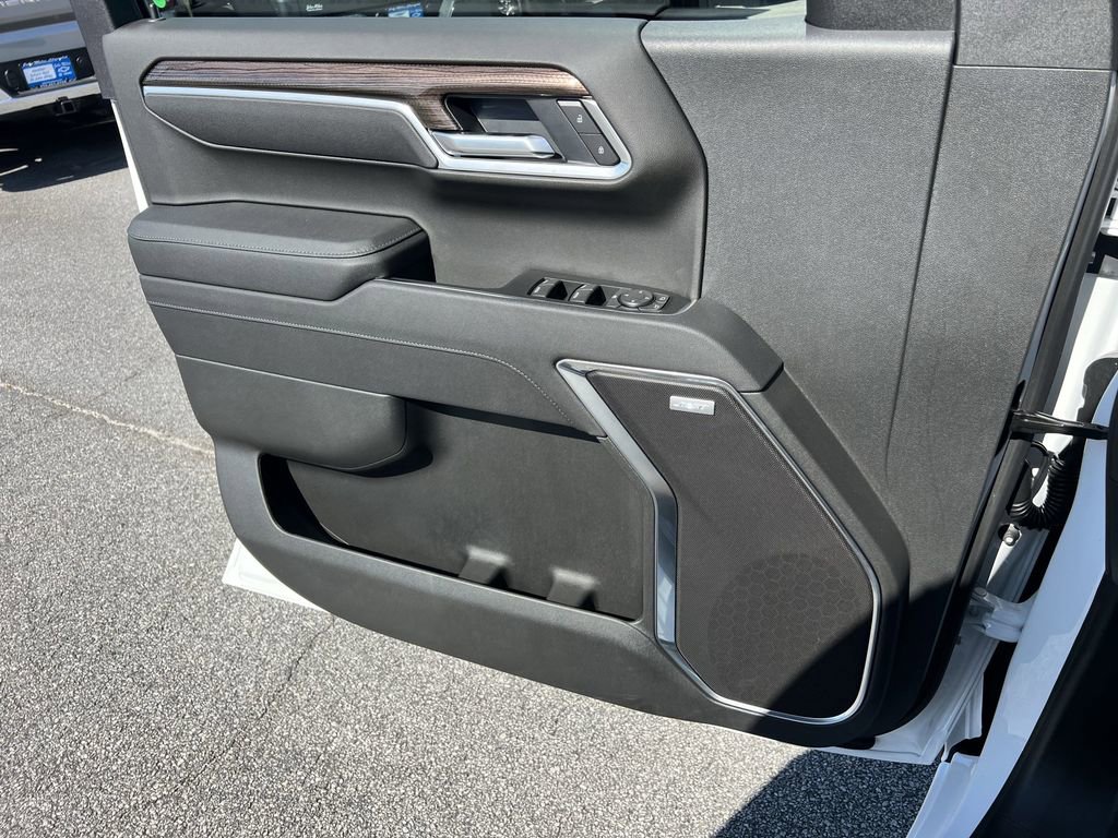 New 2025 Chevrolet Silverado 1500 RST image 14