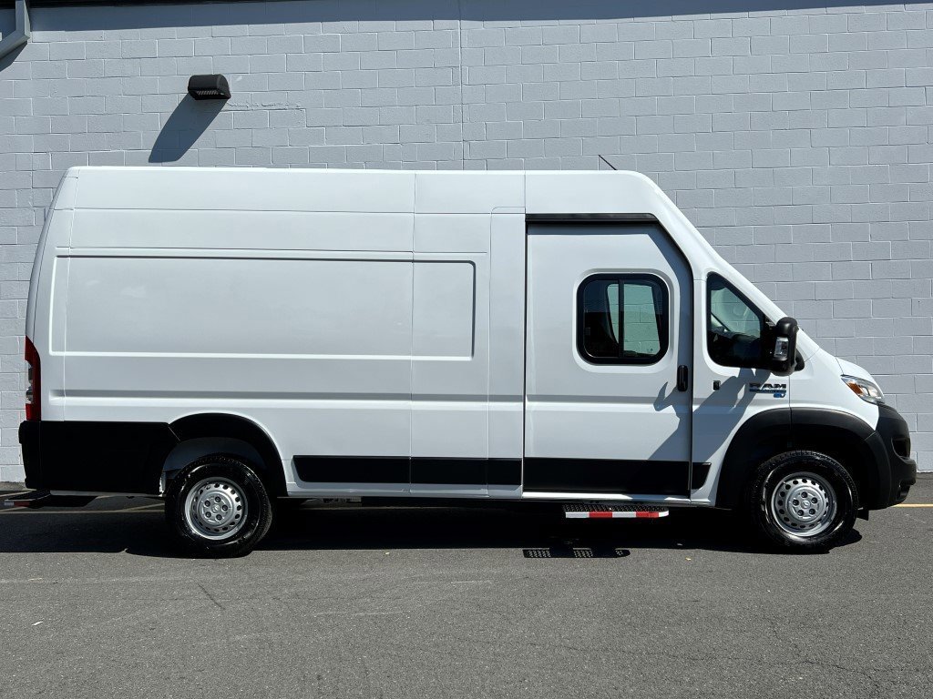 Used 2024 RAM ProMaster 3500 w/ Delivery Van Package image 3