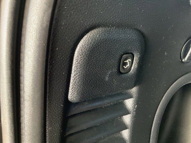 Used 2021 Jeep Grand Cherokee Laredo X image 17