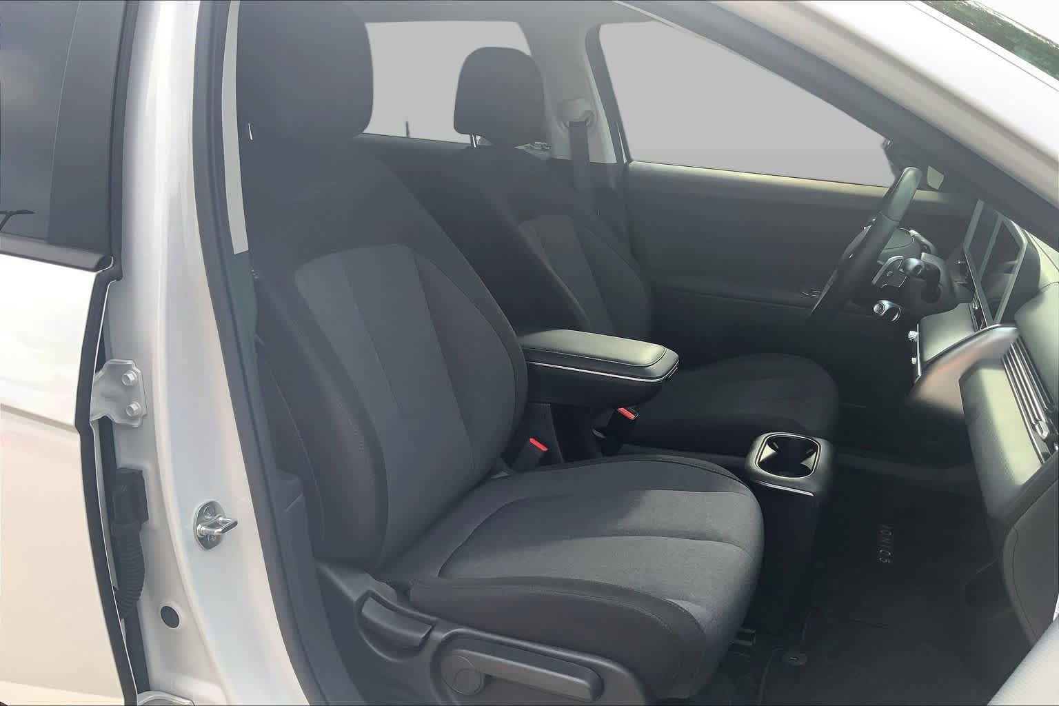 Used 2024 Hyundai Ioniq 5 SEL RWD image 8
