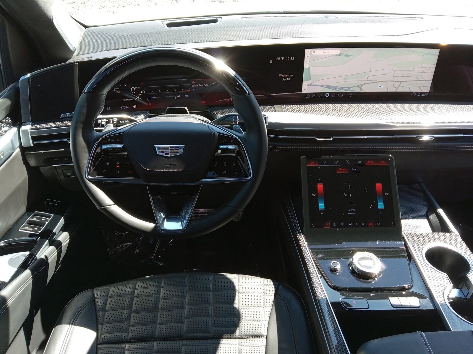 Used 2025 Cadillac Escalade V w/ LPO, ONYX Package image 14