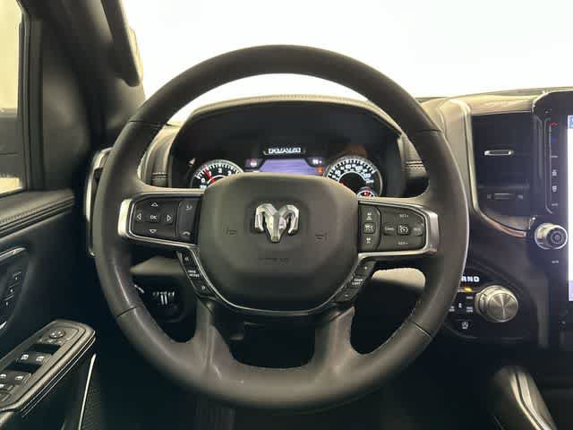 Used 2025 RAM 1500 Laramie AWD/4WD image 14