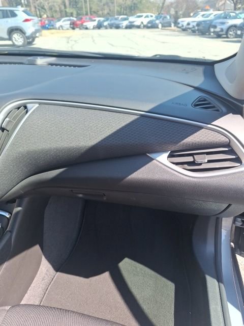 Used 2024 Chevrolet Malibu LT FWD image 25