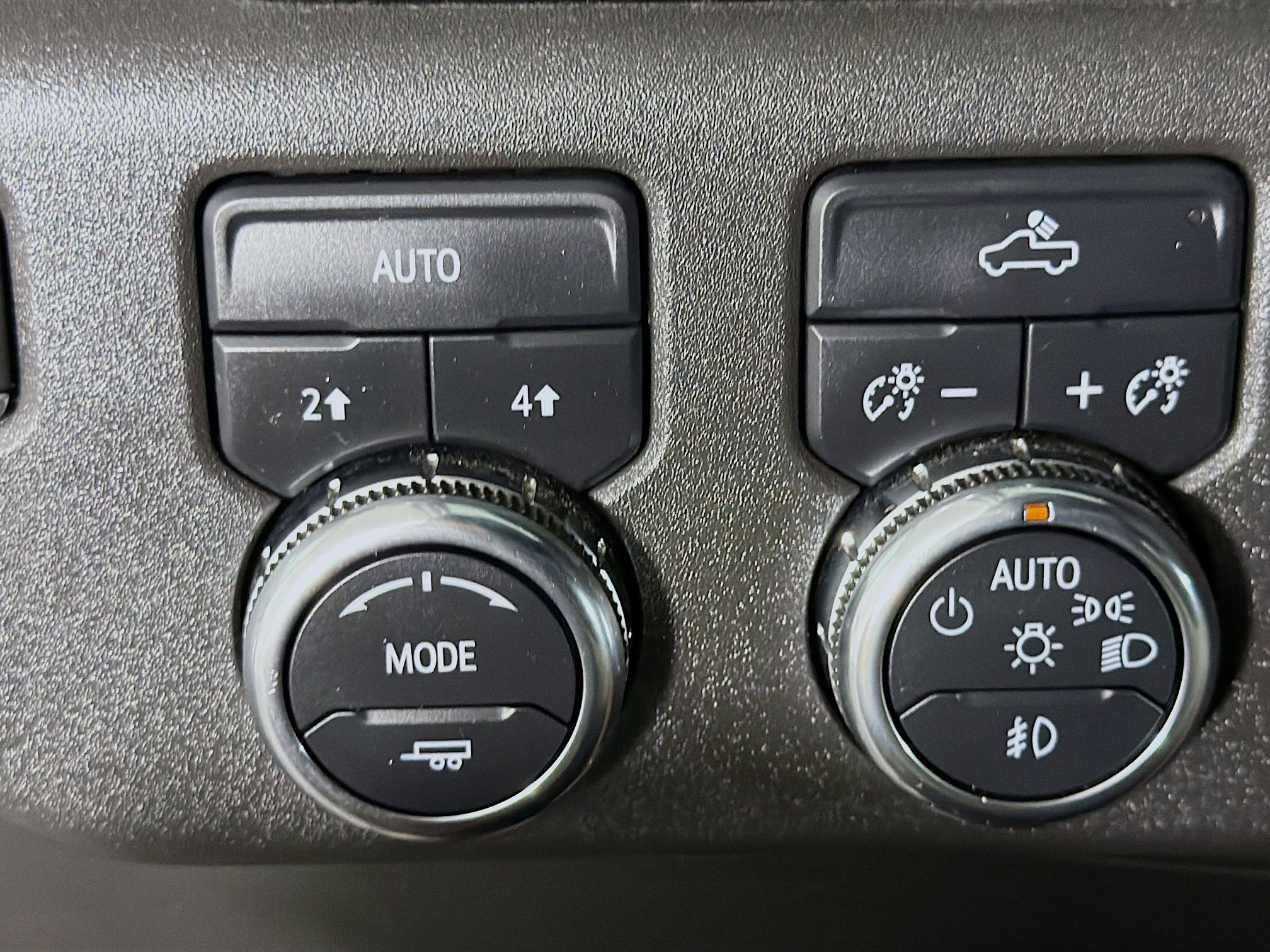 Used 2024 GMC Sierra 1500 Elevation AWD/4WD image 17