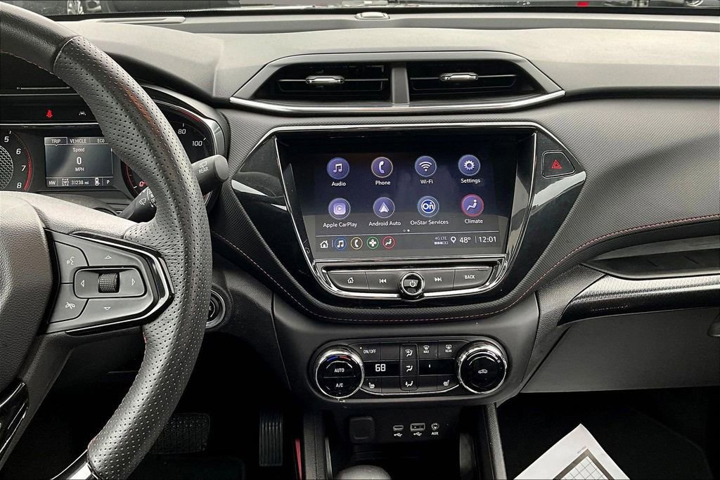 Used 2023 Chevrolet TrailBlazer RS w/ Sun and Liftgate Package AWD/4WD image 9