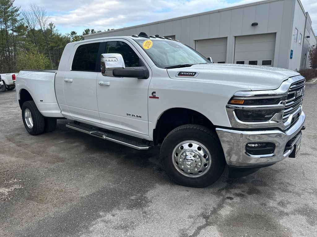 Used 2026 RAM 3500 Laramie AWD/4WD image 7