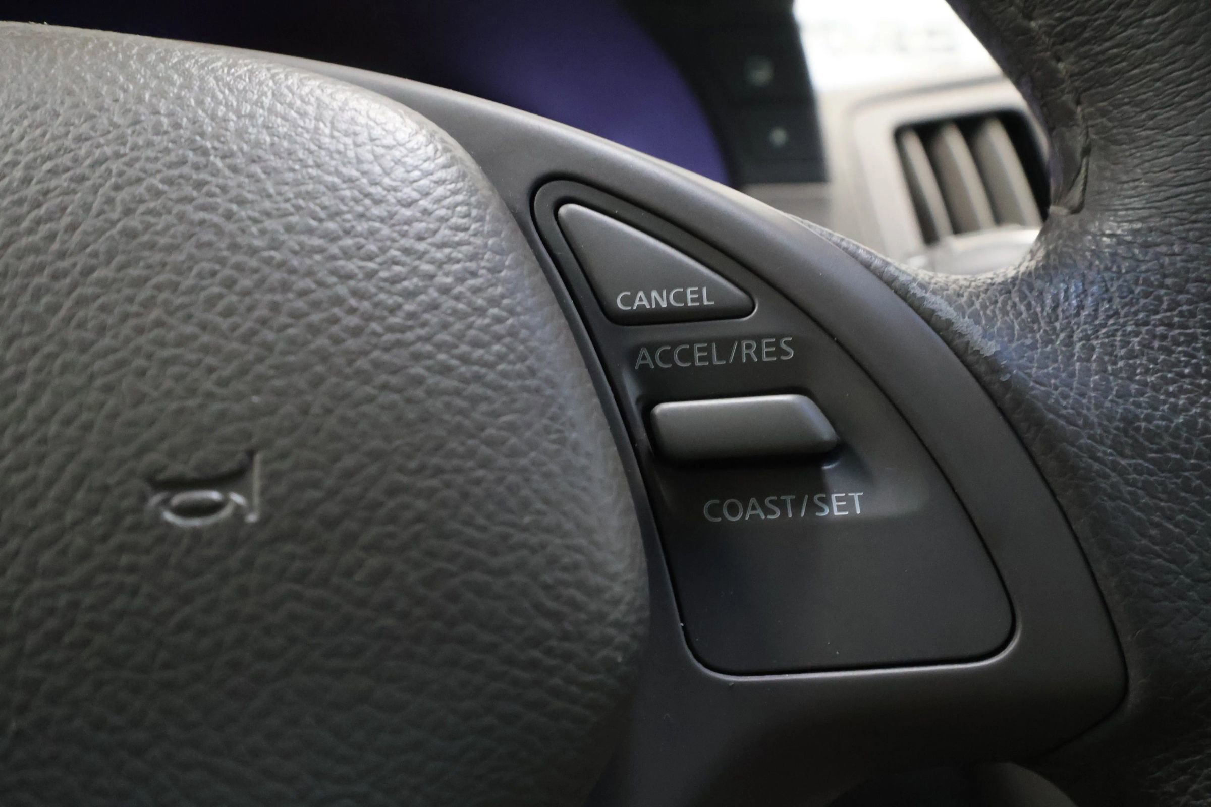 Used 2011 INFINITI G37 Journey w/ Premium Pkg image 20