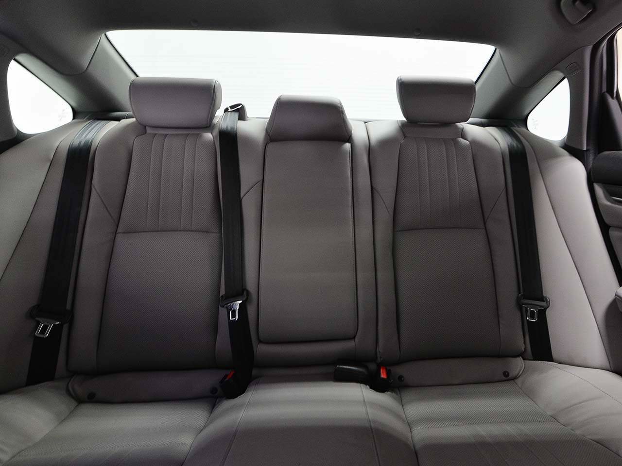 Used 2018 Honda Accord EX-L image 10