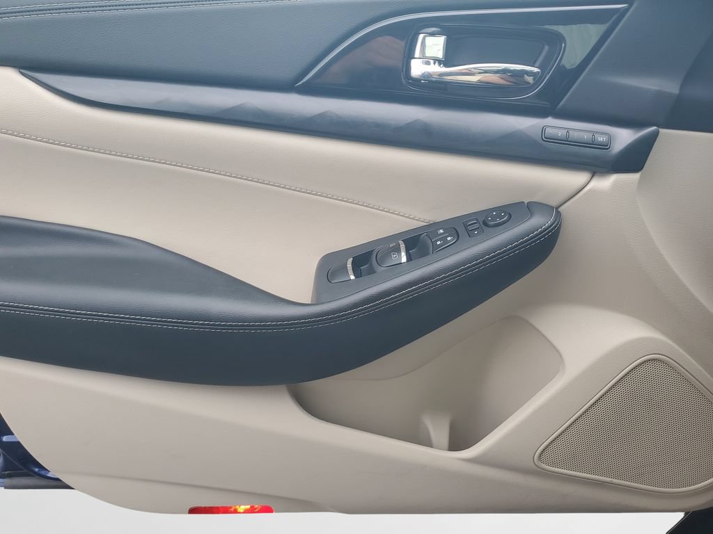 Used 2020 Nissan Maxima Platinum w/ Sport Mat Group FWD image 20