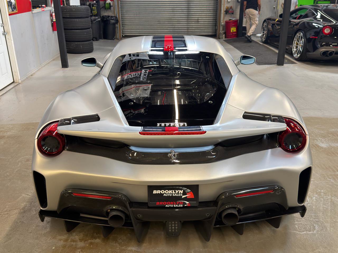 Used 2020 Ferrari 488 Pista Coupe RWD image 9