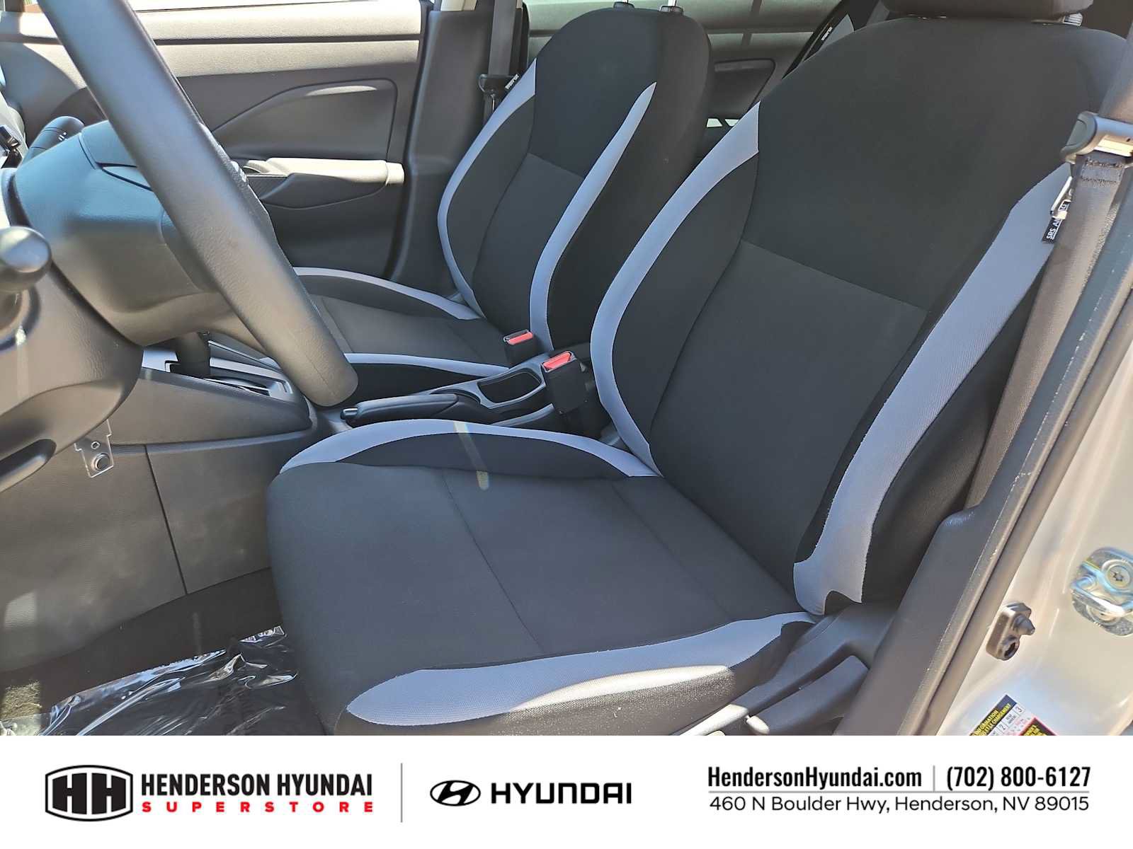 Used 2025 Nissan Versa S w/ Trunk Package FWD image 16