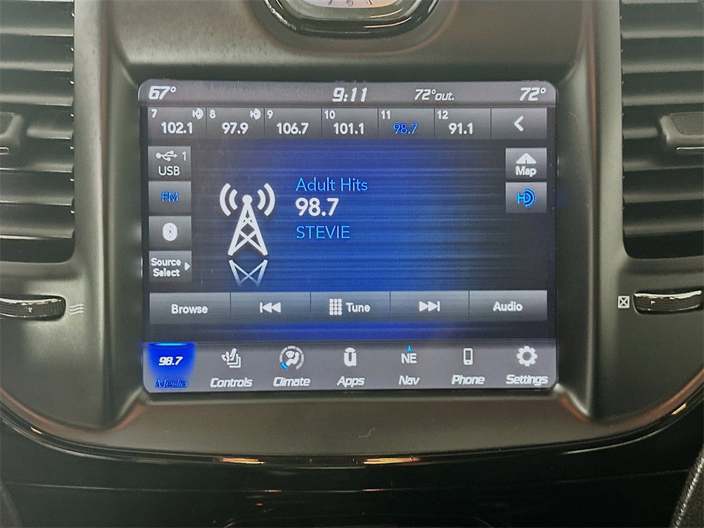 Used 2023 Chrysler 300 S image 17