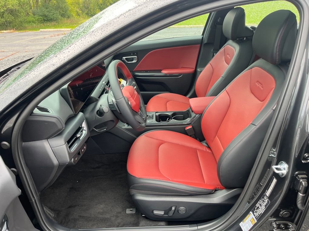 New 2025 Kia K4 GT-Line w/ GT-Line Premium Package image 13