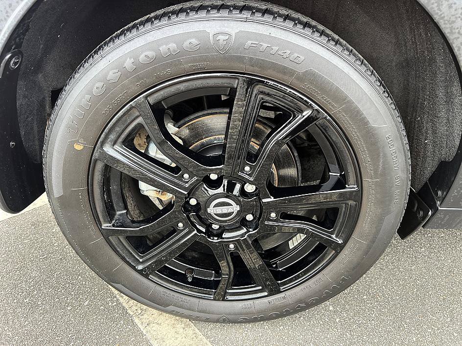 Certified 2023 Nissan Kicks SR w/ SR Premium Package FWD image 11