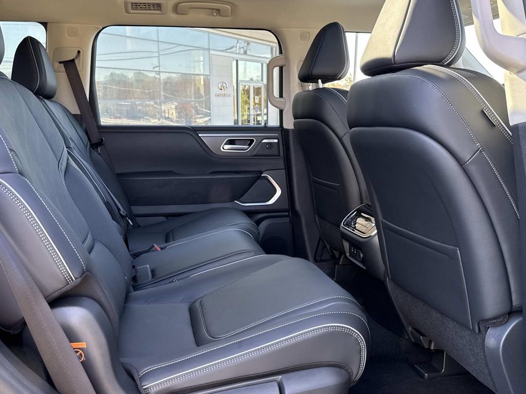 New 2026 INFINITI QX80 Luxe image 21