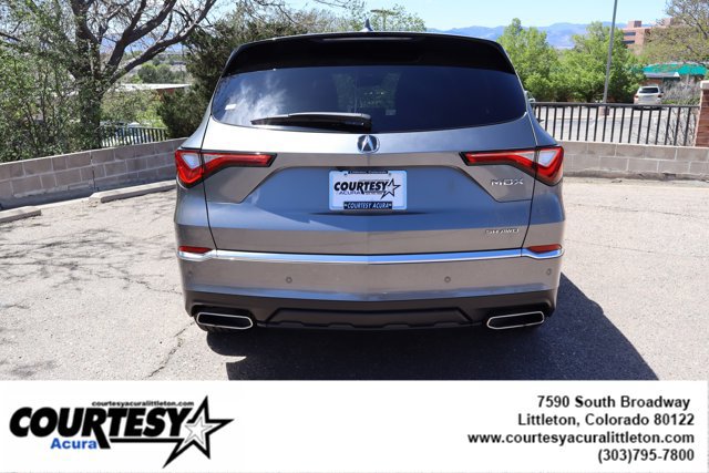 Used 2024 Acura MDX SH-AWD w/ Technology Package image 5