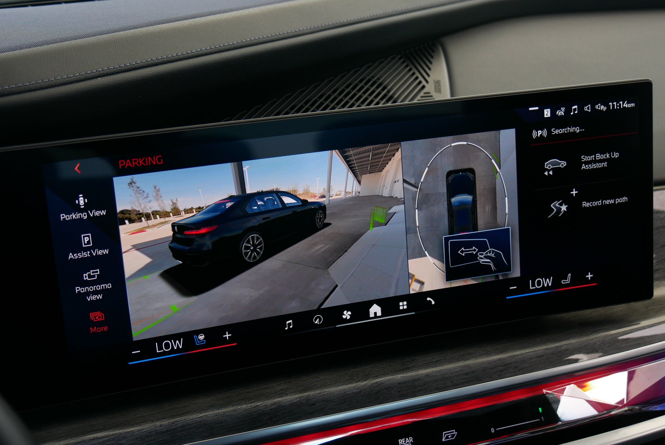 Certified 2025 BMW i7 xDrive60 AWD/4WD image 29