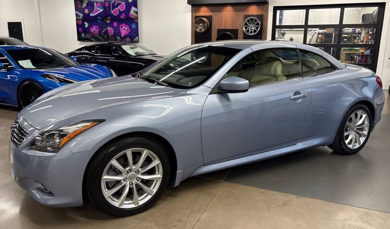 Used 2013 INFINITI G37 Sport w/ Premium Pkg image 1