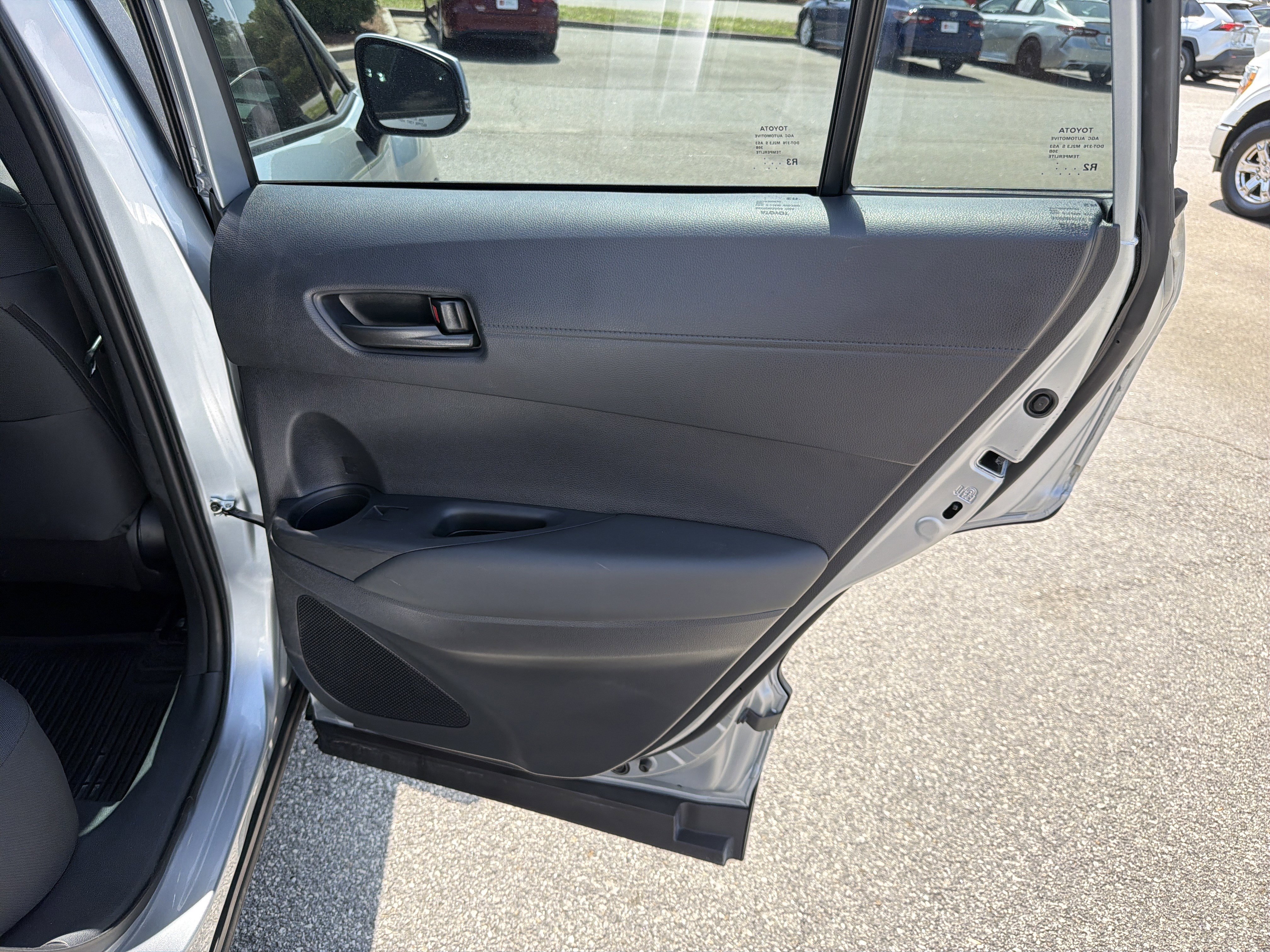 Certified 2024 Toyota Corolla Cross LE image 27