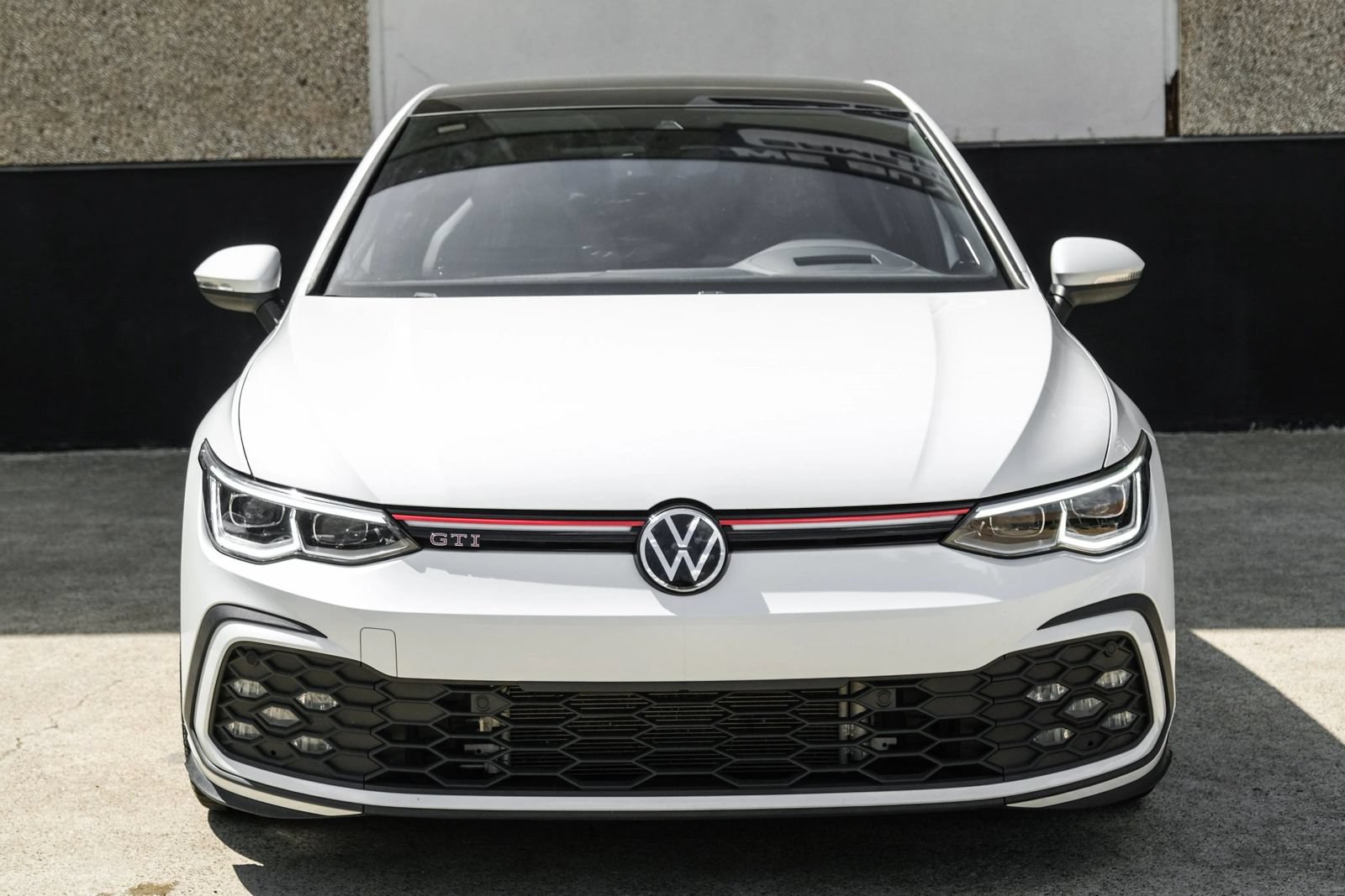 Used 2022 Volkswagen GTI Autobahn FWD image 5