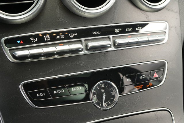 Used 2020 Mercedes-Benz C 300 4MATIC Sedan image 42