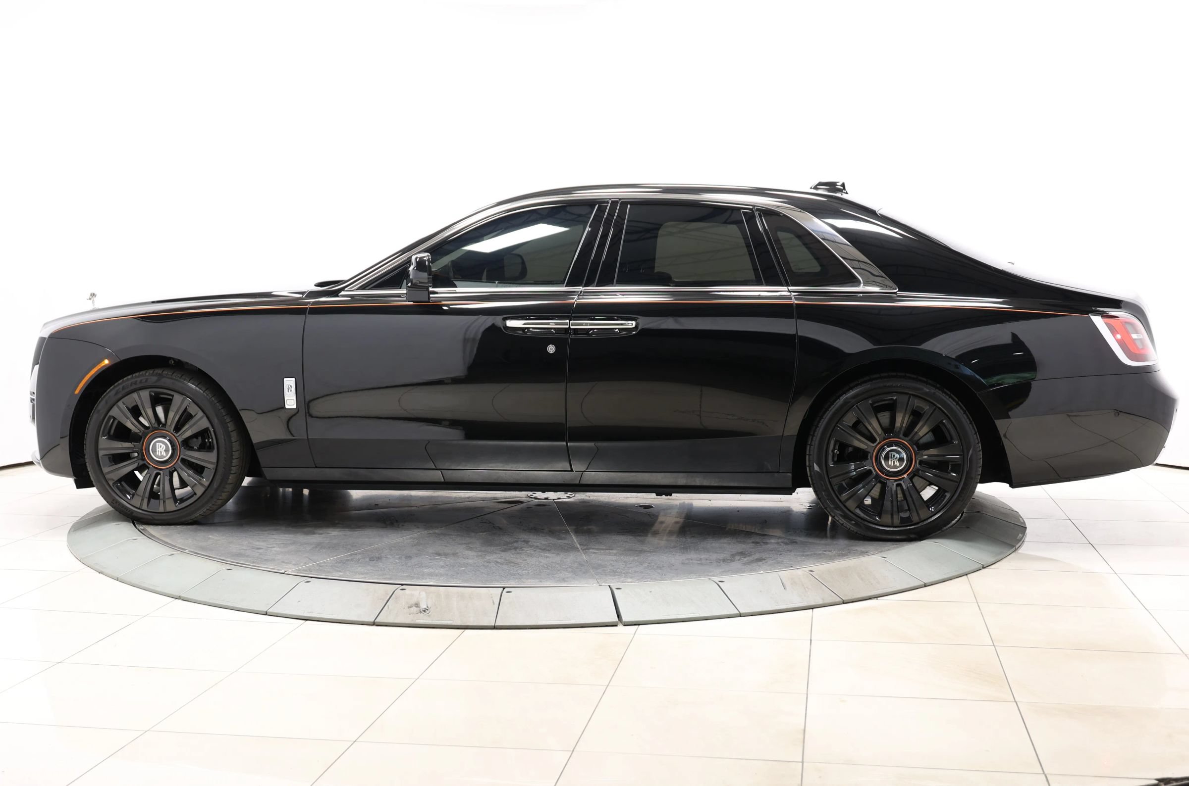 Used 2021 Rolls-Royce Ghost AWD/4WD image 12