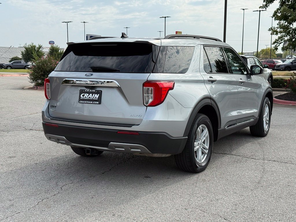 Used 2024 Ford Explorer XLT w/ Equipment Group 202A AWD/4WD image 7