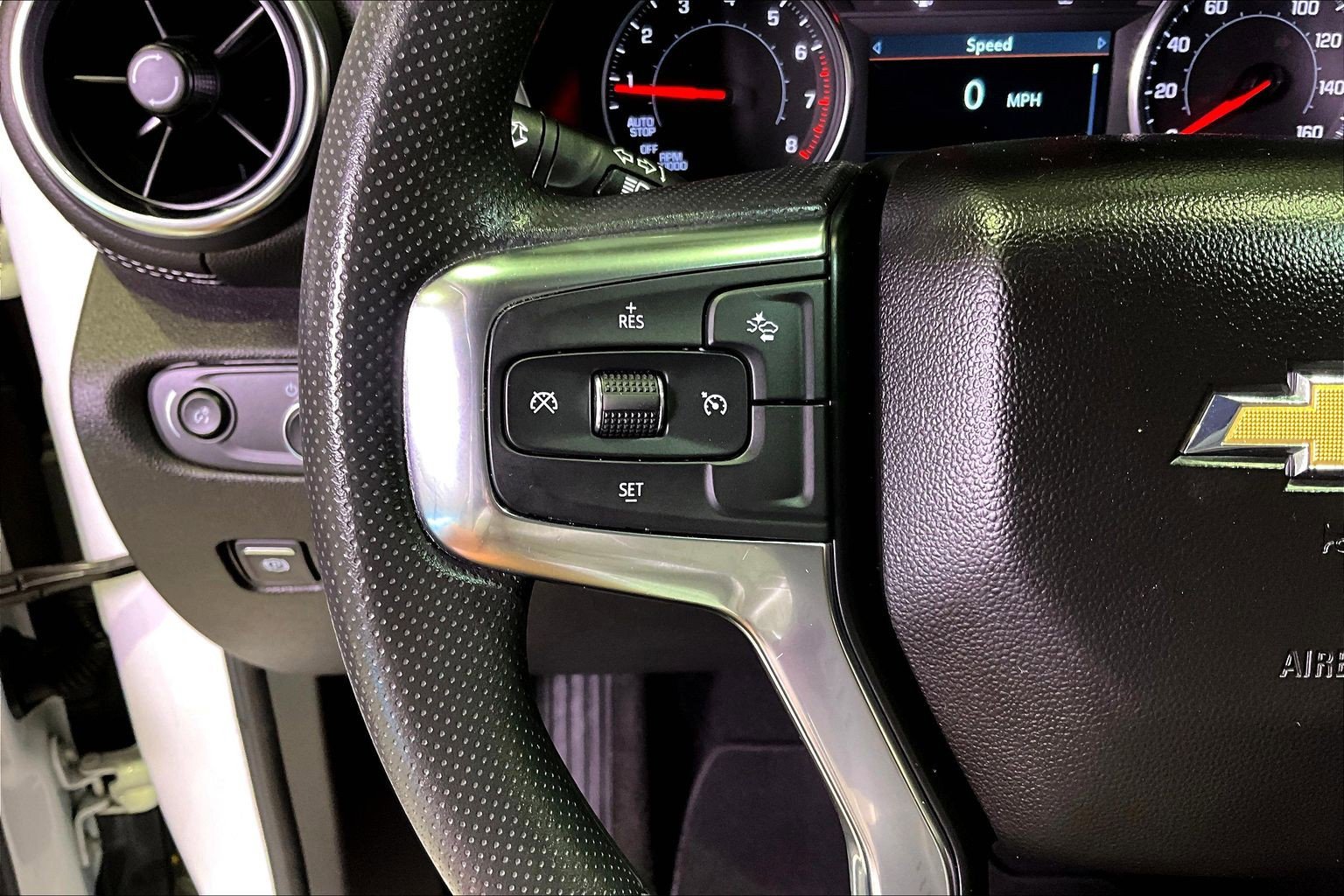 Used 2025 Chevrolet Blazer LT image 11
