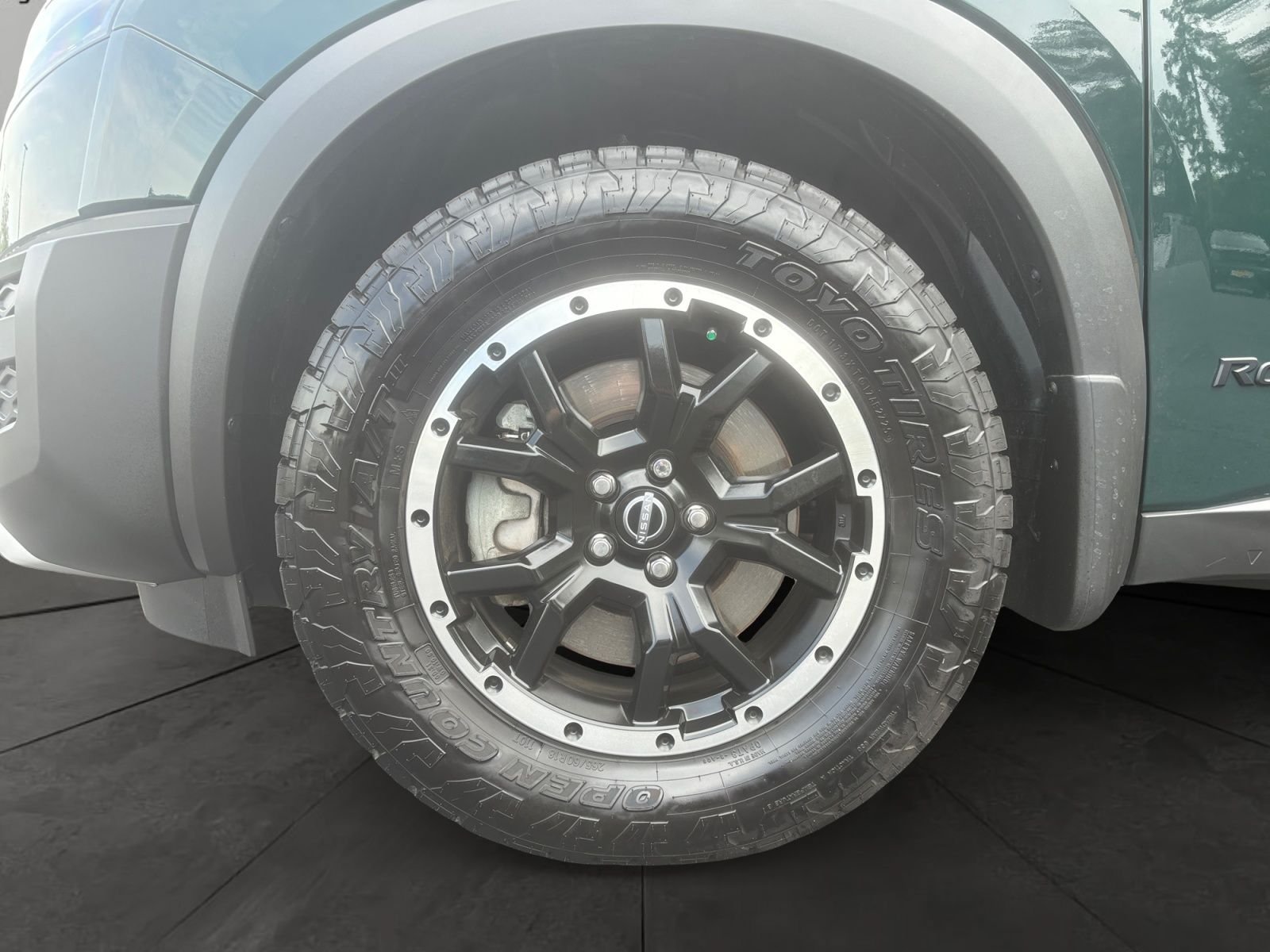 Used 2025 Nissan Pathfinder Rock Creek AWD/4WD image 14