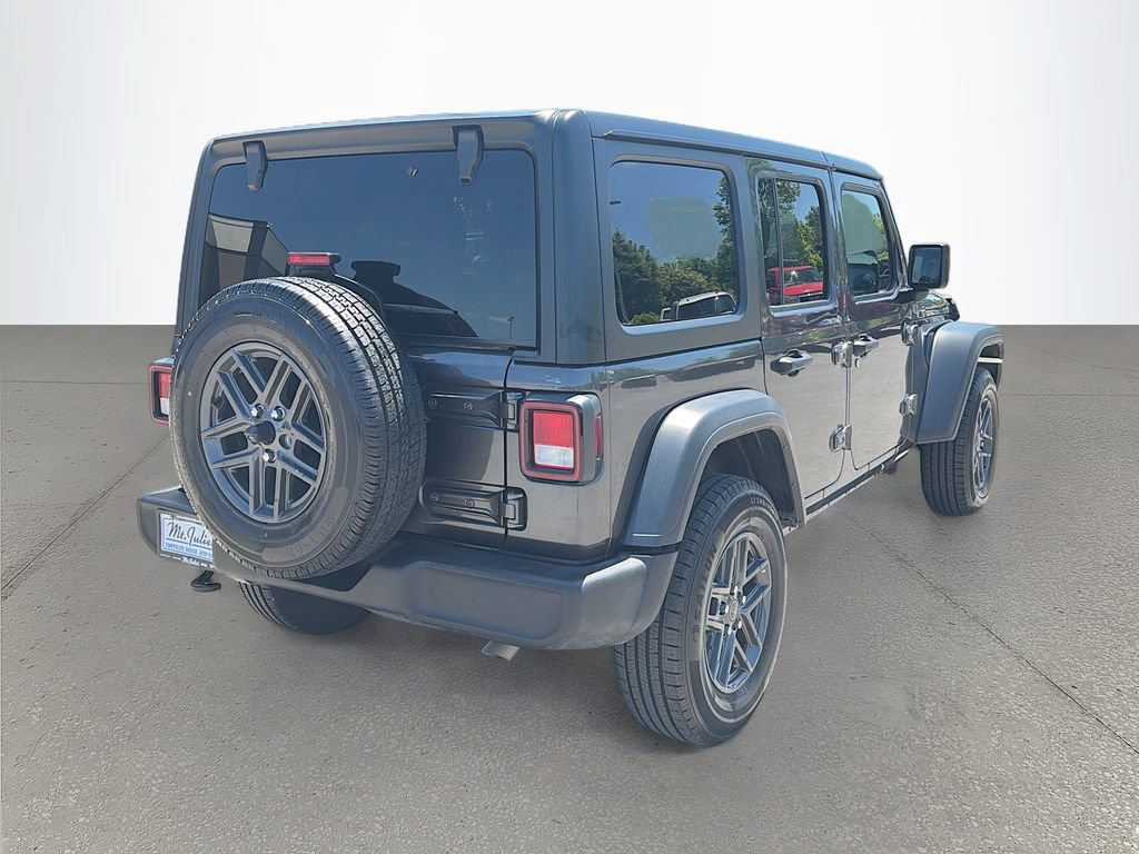 Used 2024 Jeep Wrangler Unlimited Sport AWD/4WD image 4