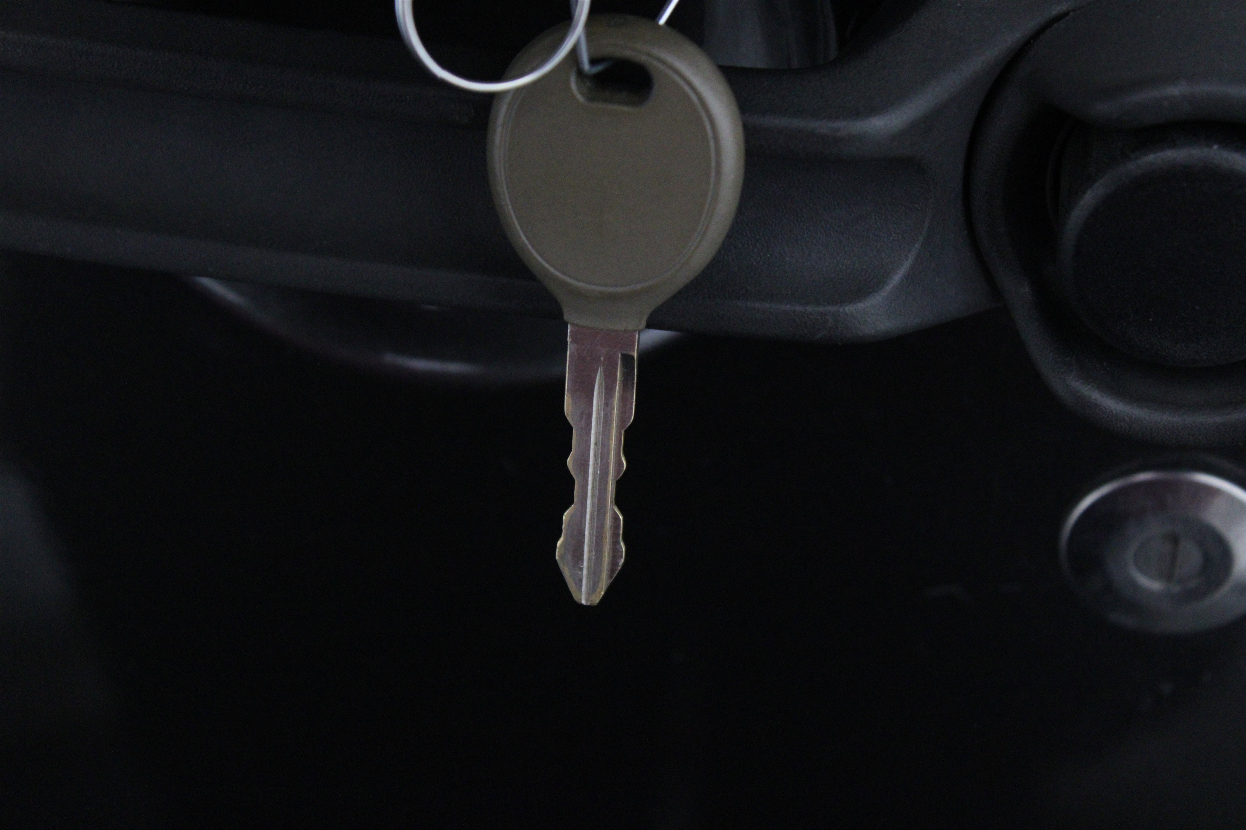 Used 2018 Jeep Wrangler Unlimited Sport image 14