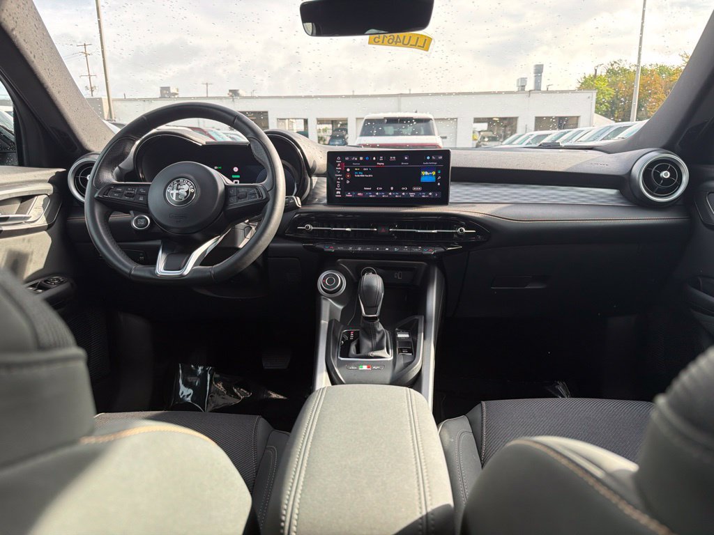 Used 2024 Alfa Romeo Tonale Ti AWD/4WD image 18
