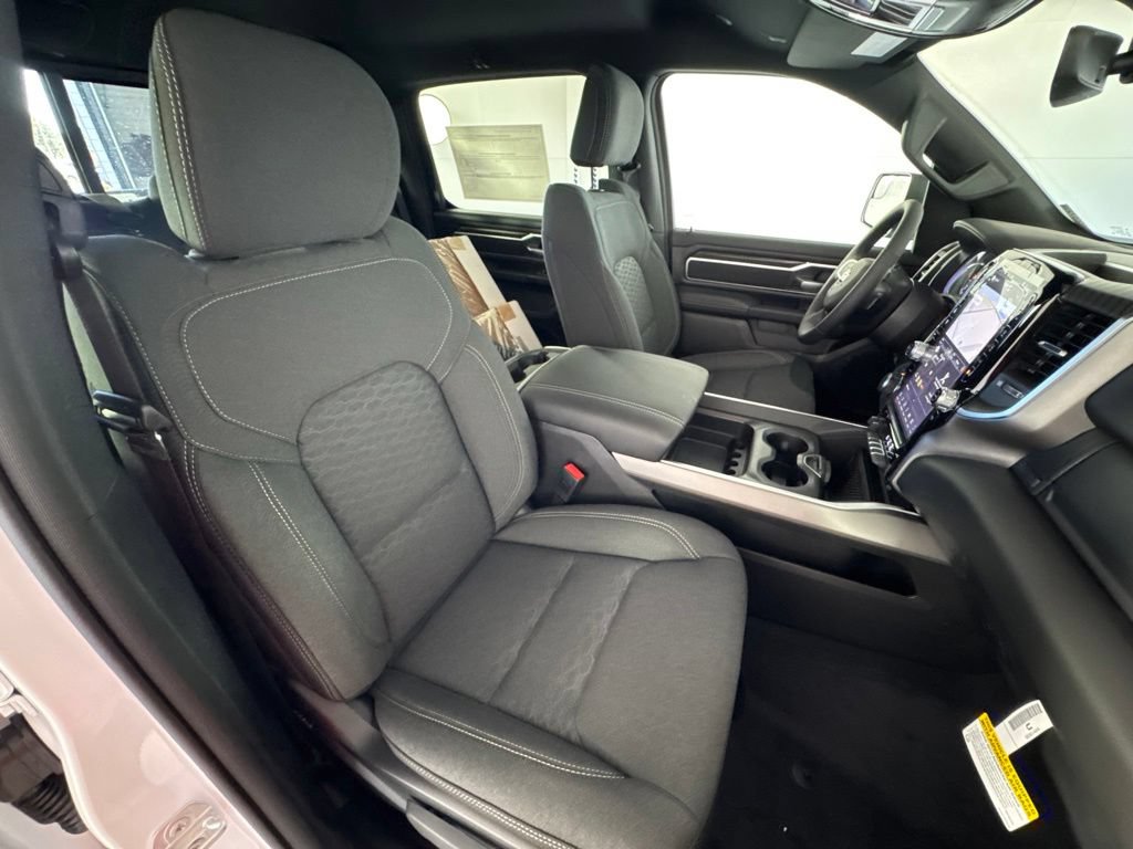 New 2027 RAM 1500 4x4 Crew Cab image 33