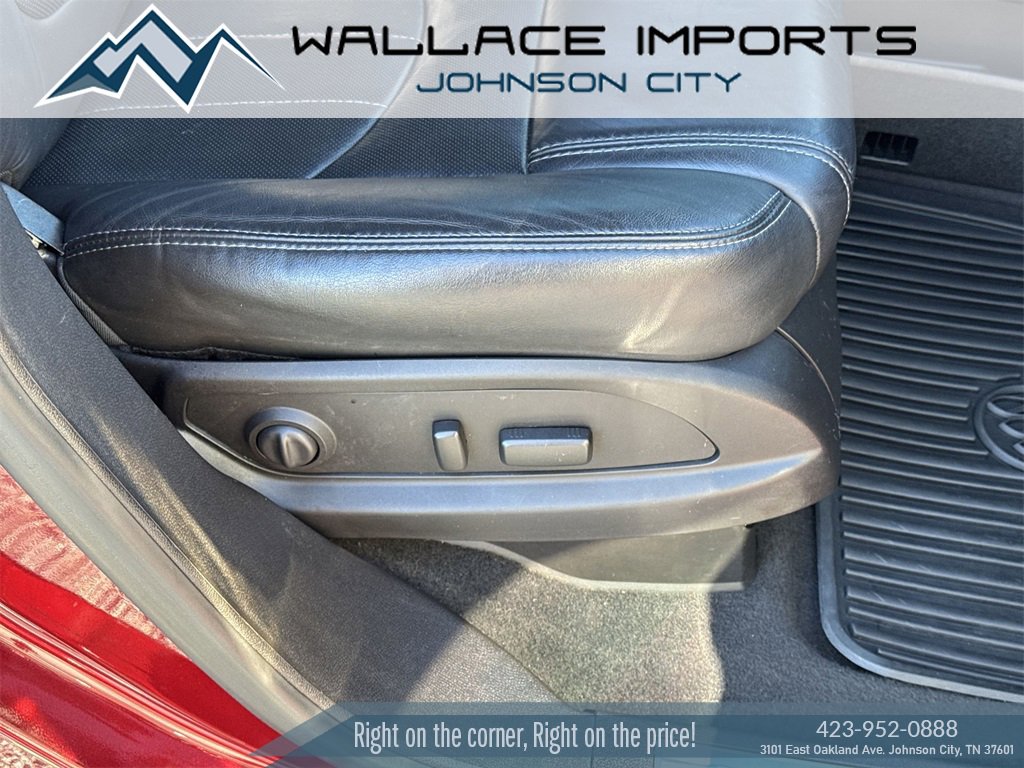 Used 2016 Buick Enclave Premium w/ Experience Buick Package image 42