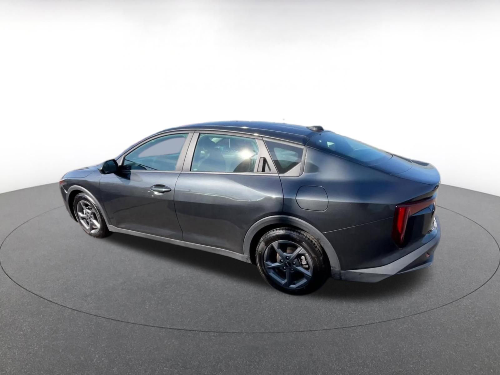 Used 2025 Kia K4 FWD image 10