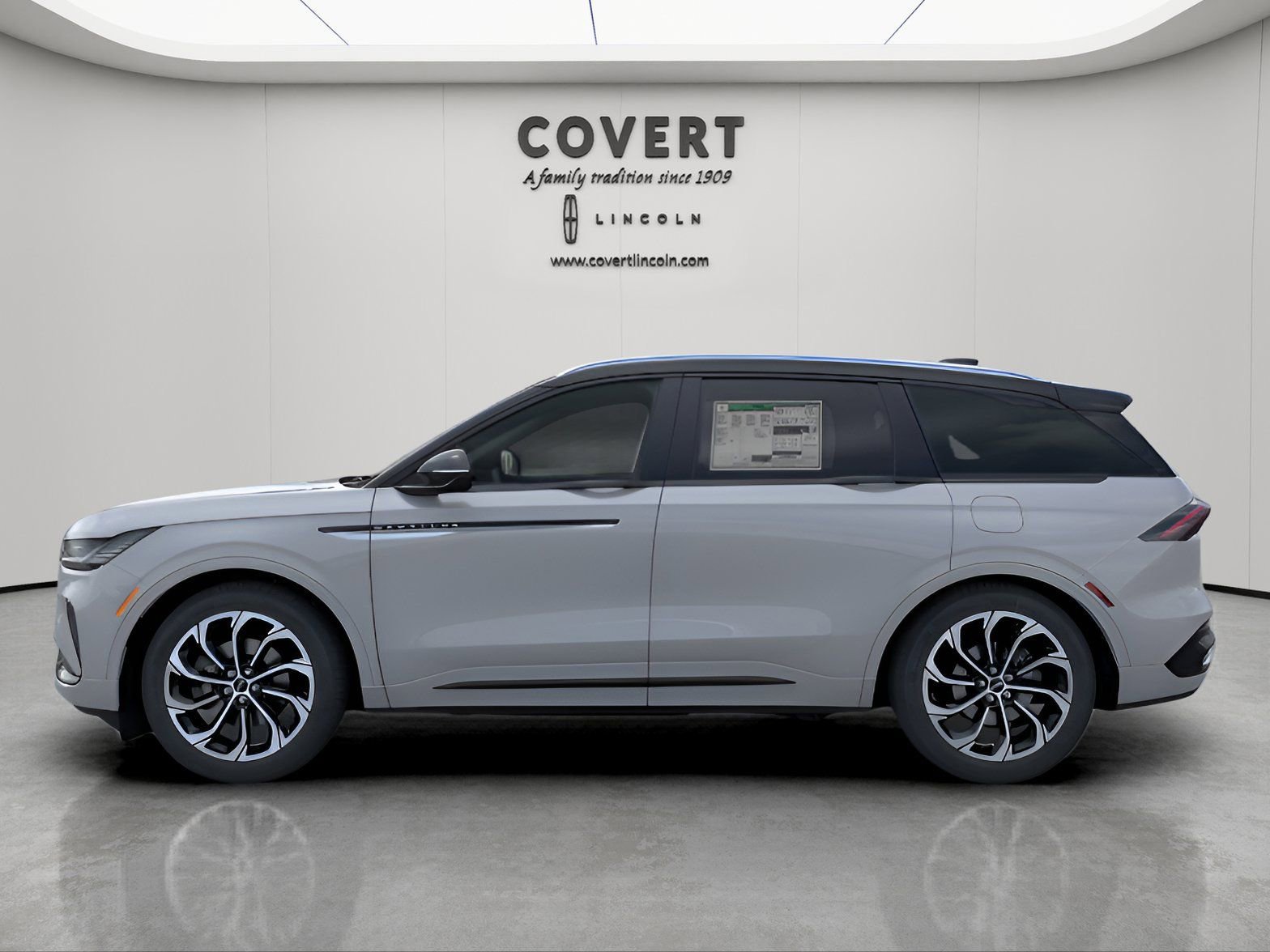 New 2026 Lincoln Nautilus Reserve image 3