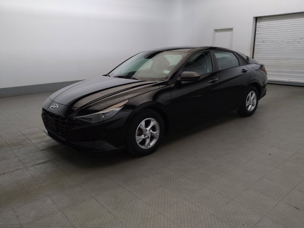 Used 2021 Hyundai Elantra SE FWD image 2