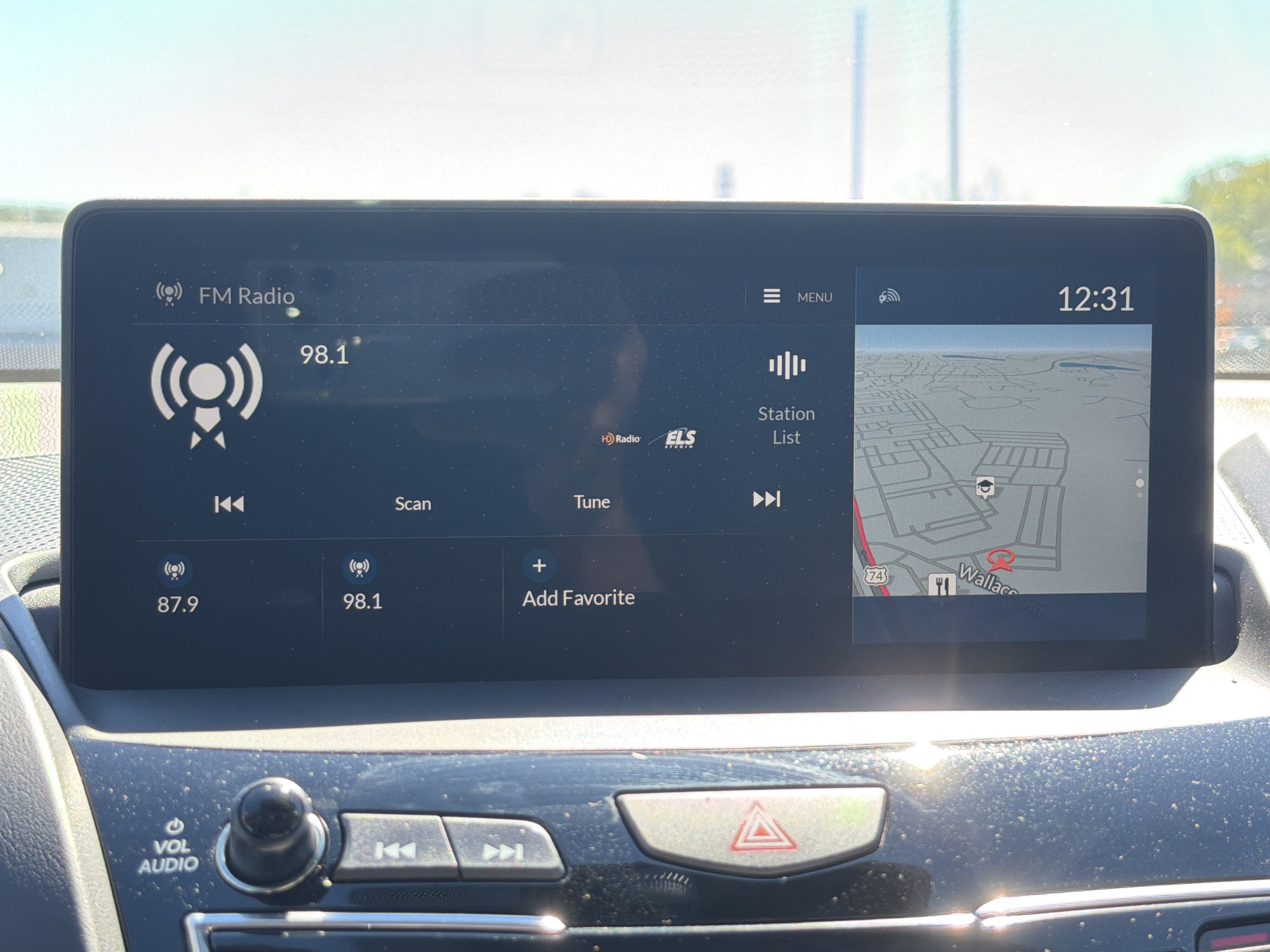 Certified 2023 Acura RDX w/ Technology Package AWD/4WD image 23