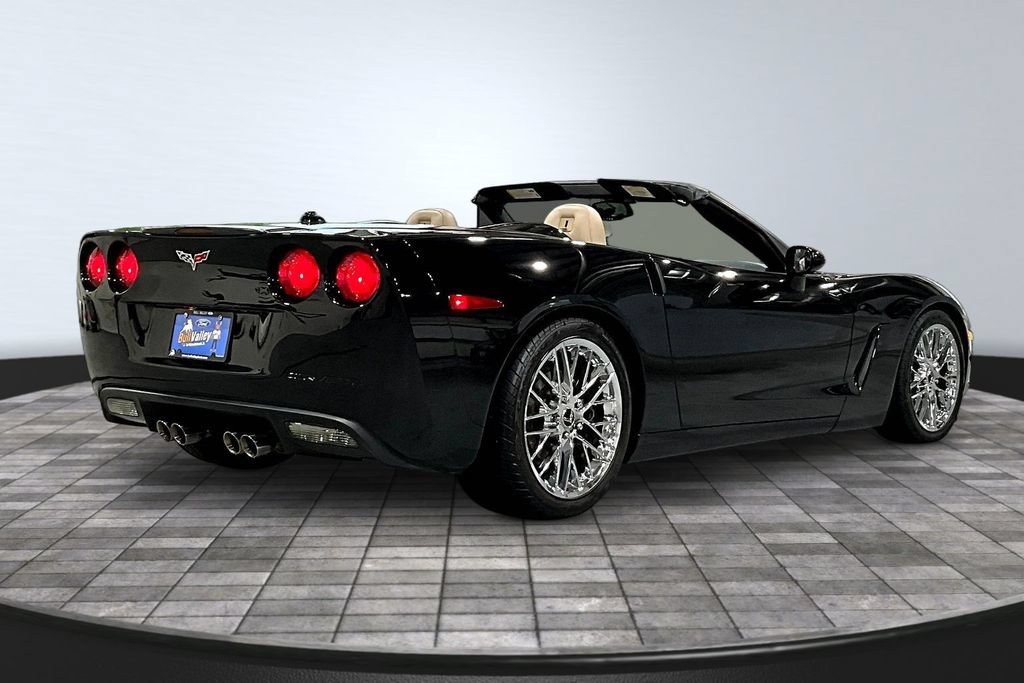 Used 2005 Chevrolet Corvette Convertible w/ Preferred Equipment Group RWD image 6