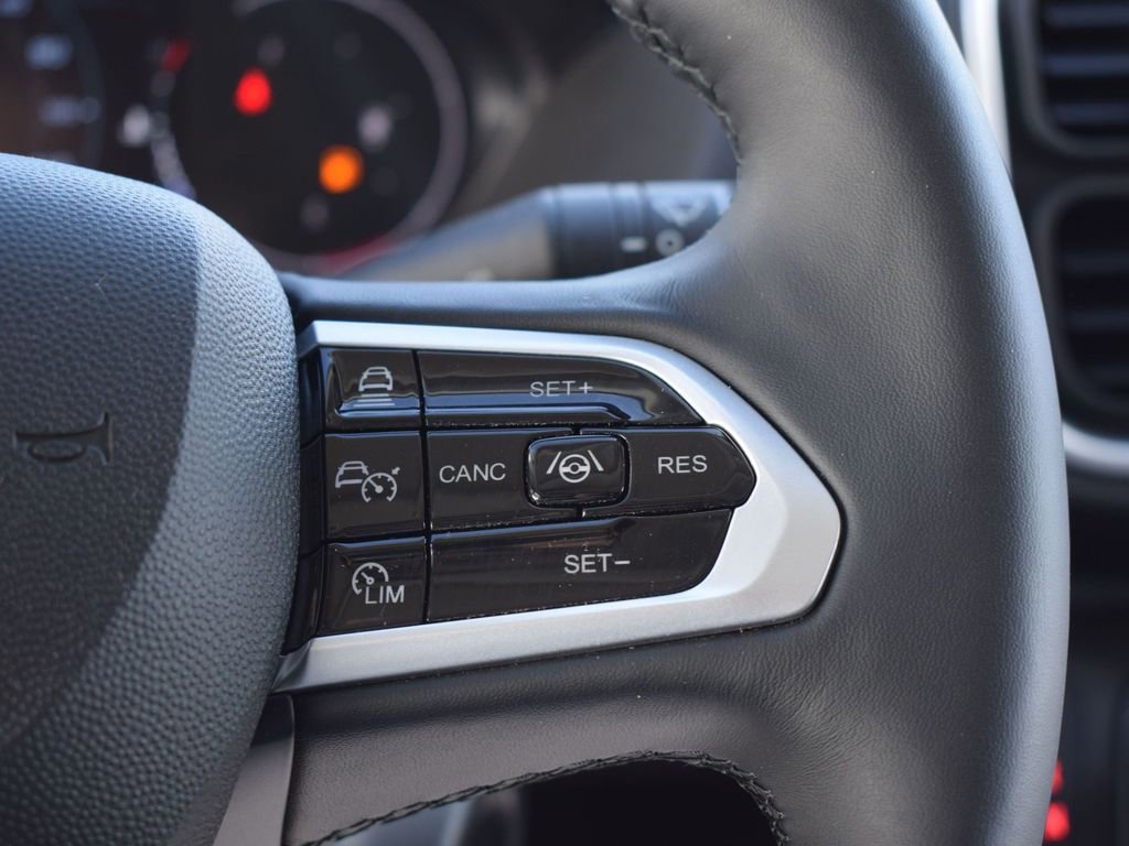 New 2024 RAM ProMaster 2500 w/ Advanced Safety Group image 18