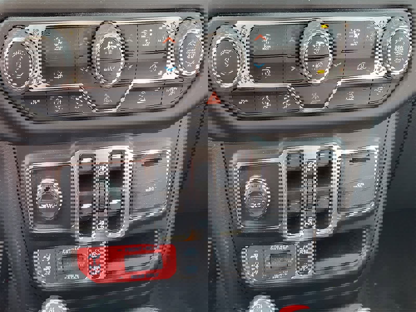 Used 2023 Jeep Gladiator Rubicon w/ Trailer Tow Package image 22