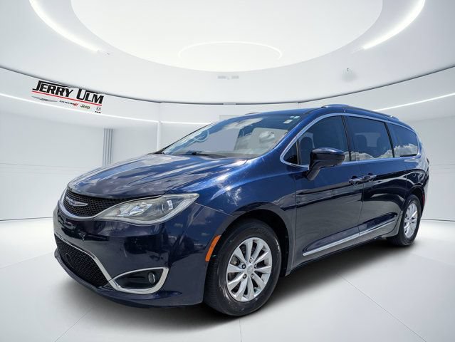 Used 2019 Chrysler Pacifica Touring-L w/ Advanced Safetytec Group FWD image 6