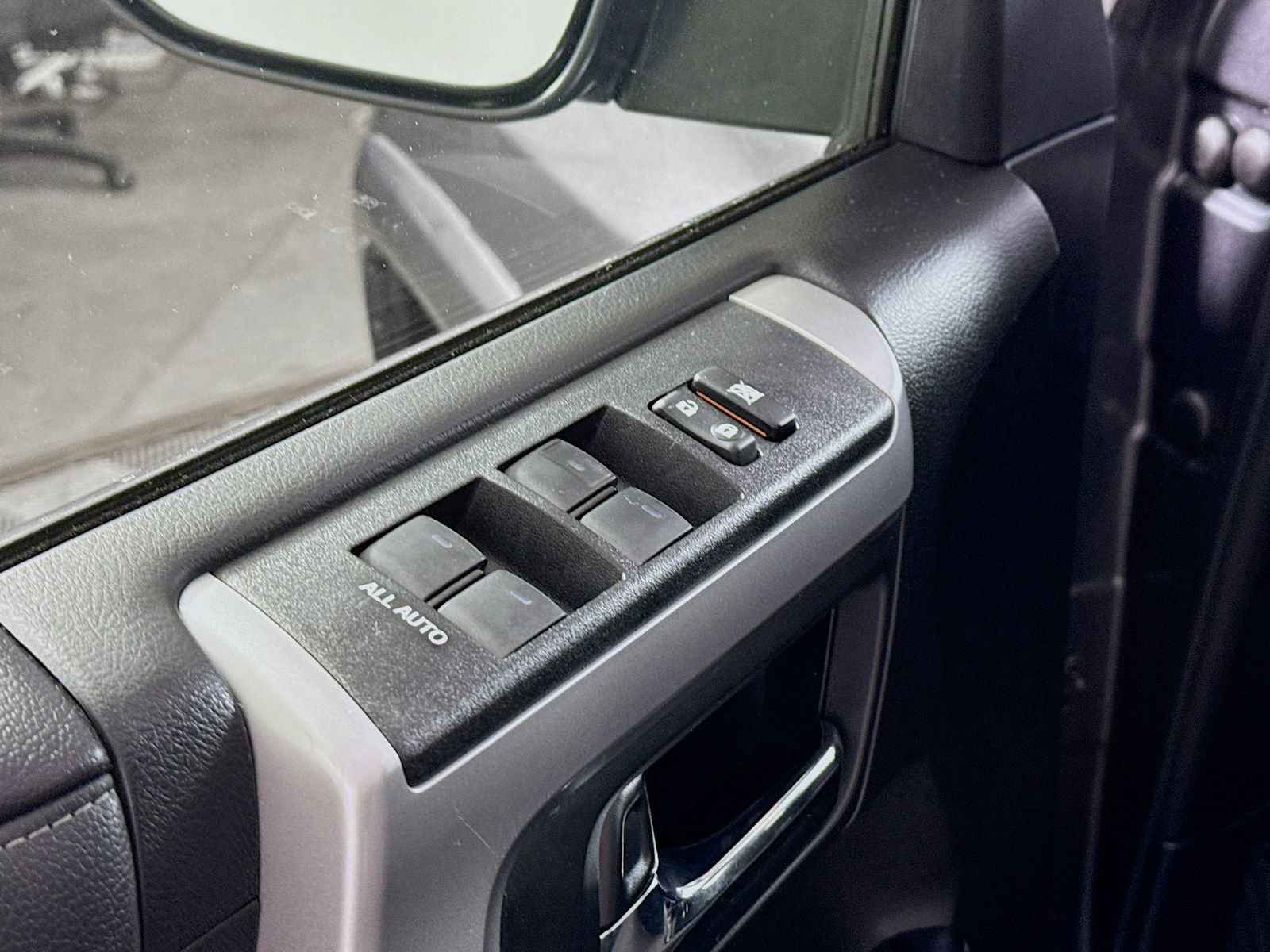 Certified 2022 Toyota 4Runner SR5 image 12