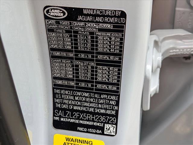 New 2024 Land Rover Range Rover Evoque Dynamic SE image 27