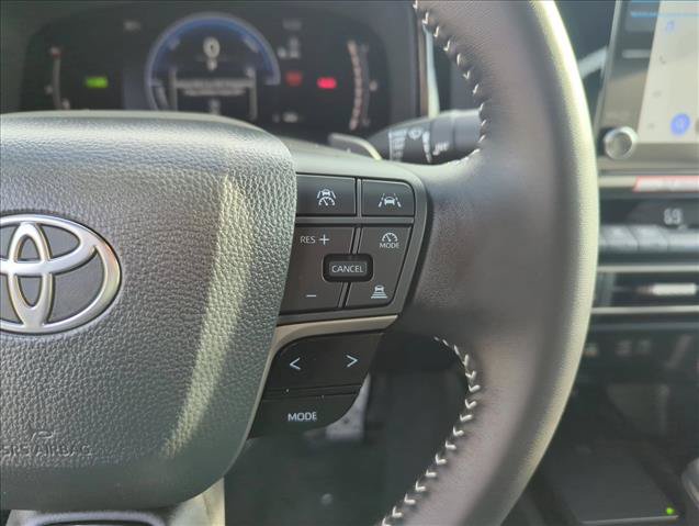Certified 2026 Toyota Camry SE FWD image 18